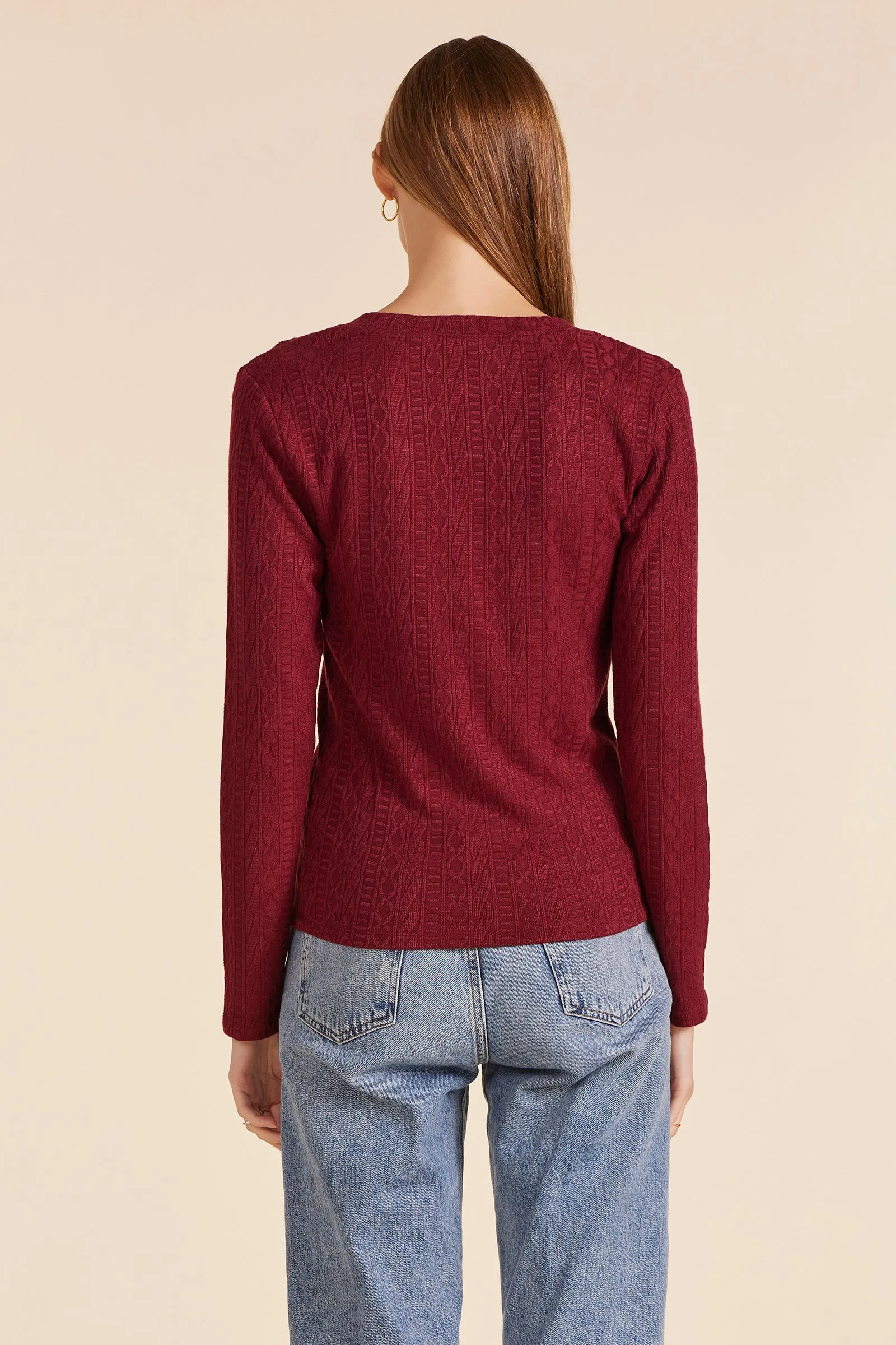 SLIM SWEATER