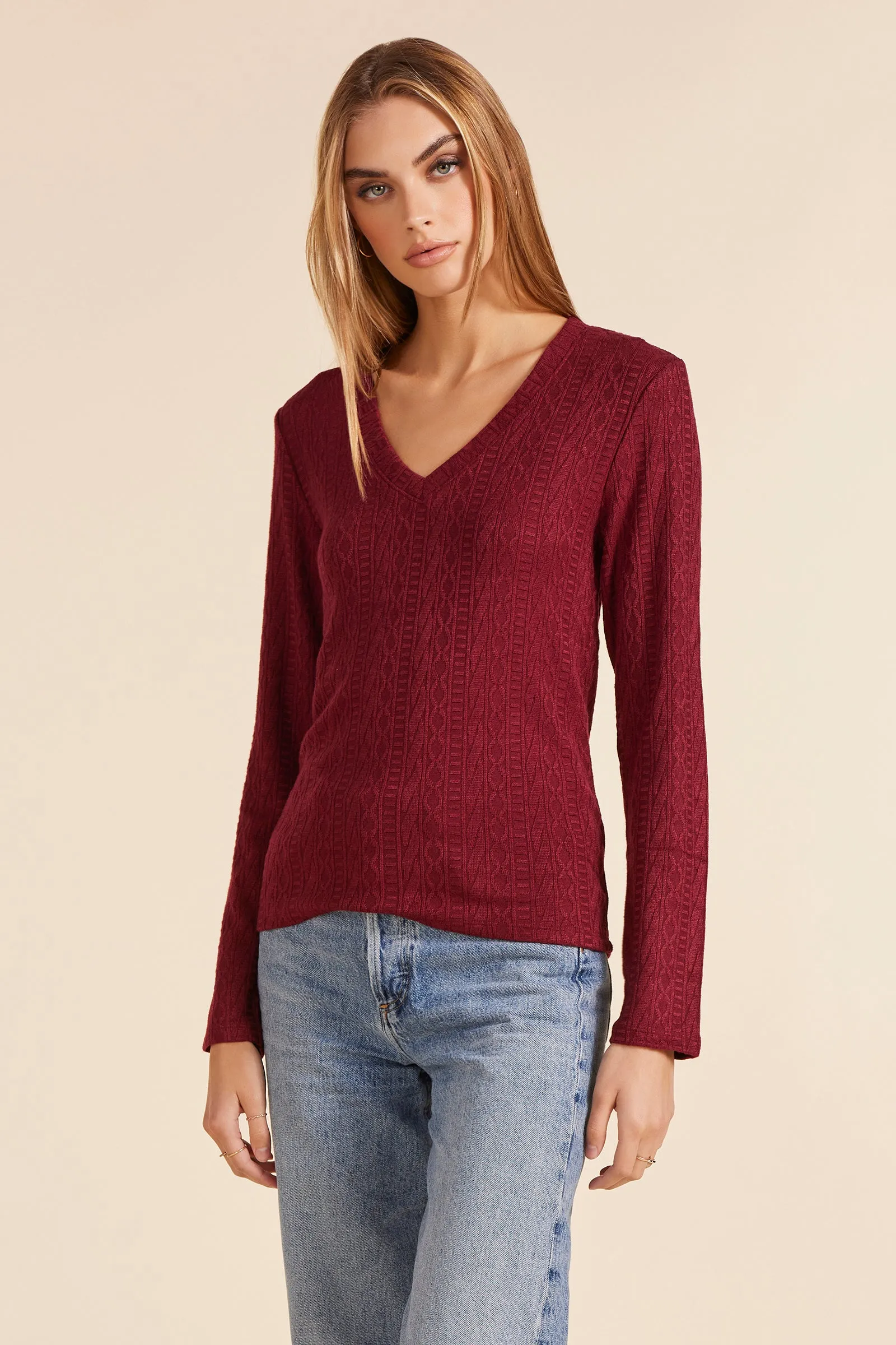 SLIM SWEATER