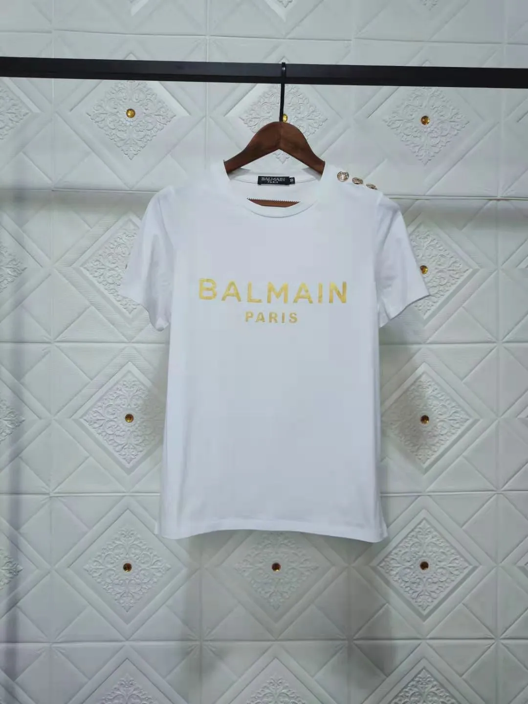 T Shirt Balmain Spring and Summer Gold Letter All Cotton Short Sleeve T-shirt